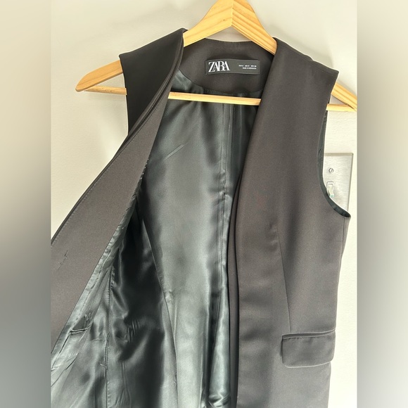 Zara vest, sizeS - Picture 2 of 3